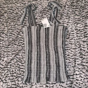 H&M cinched black and white ruffle top